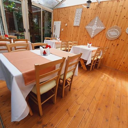 Hotel Vila 60 Tirana Zewnętrze zdjęcie