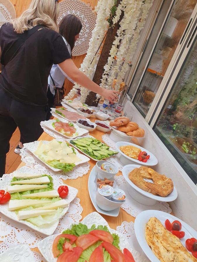 Hotel Vila 60 Tirana Zewnętrze zdjęcie